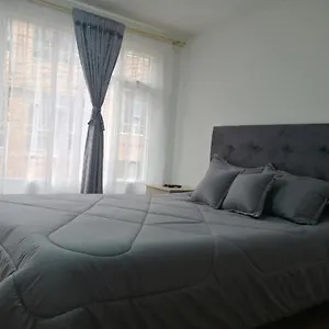 Habitación Privada Cerca Al Aeropuerto Y Terminal Casa de hóspedes