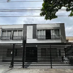  Apartamento Area Medica Imbanaco Colombia